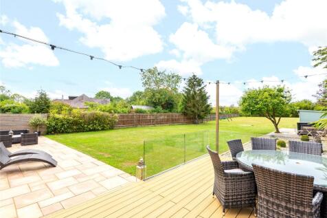 Rear Patio / Decking