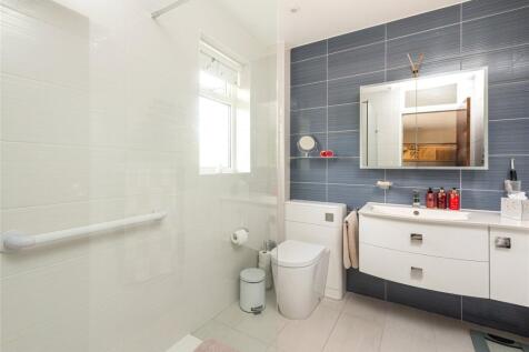 En Suite Shower Room