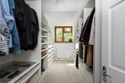 Bedroom / Dressing