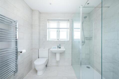 Bedroom Two En Suite