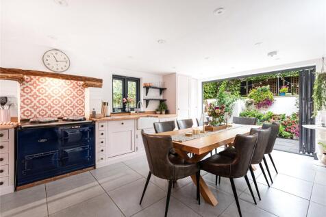 Kitchen/Breakfast