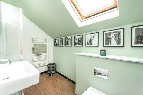 En Suite Shower Room