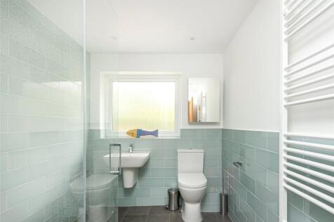 Family Shower Room