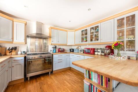 Kitchen/Breakfast Rm