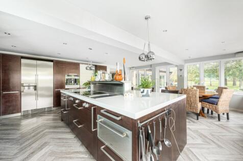 Kitchen/Breakfast Rm