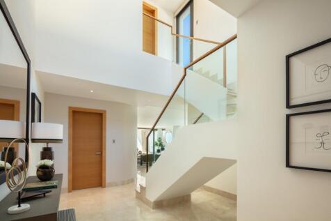 INTERIOR STAIRS