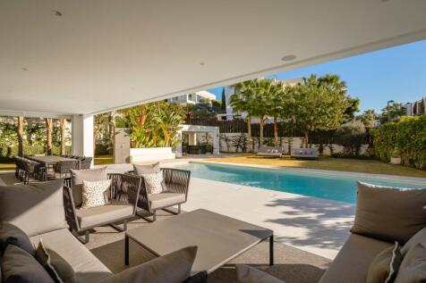 TERRACE AND POOL