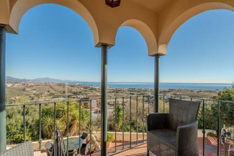 TERRACE VIEWS