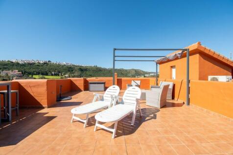 ROOF TERRACE