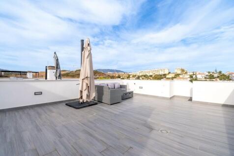 ROOF TERRACE