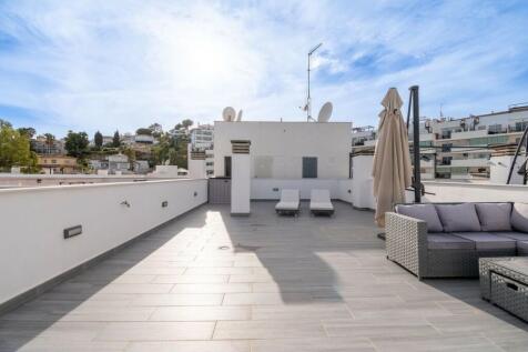 ROOF TERRACE