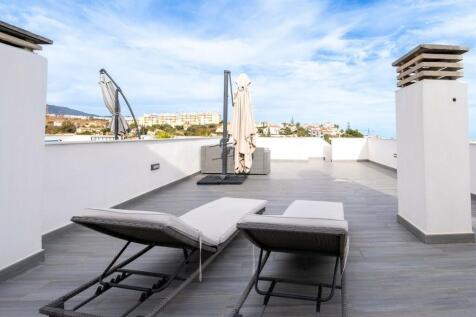 ROOF TERRACE
