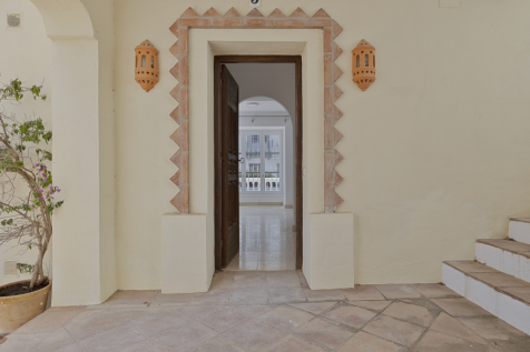 ENTRANCE