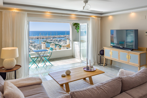 LOUNGE VIEW