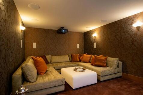 CINEMA ROOM