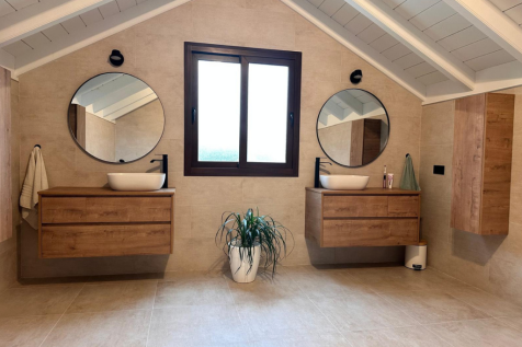 Master ensuite