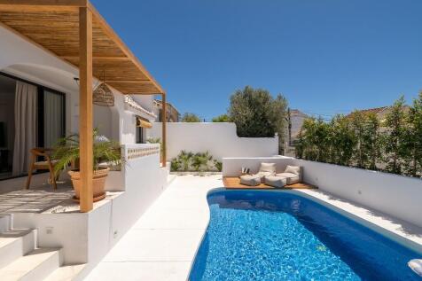 Pool and terrace