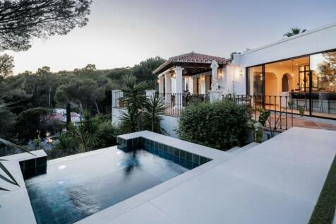 JACUZZI