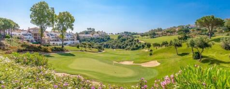 GOLF COURSE