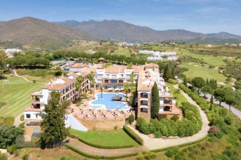 GOLF RESORT