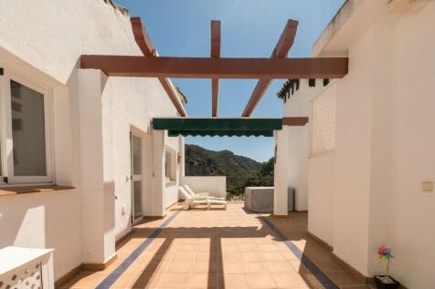 ROOF TERRACE