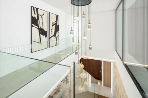 INTERIOR STAIRS