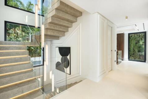 INTERIOR STAIRS