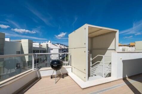 ROOF TERRACE