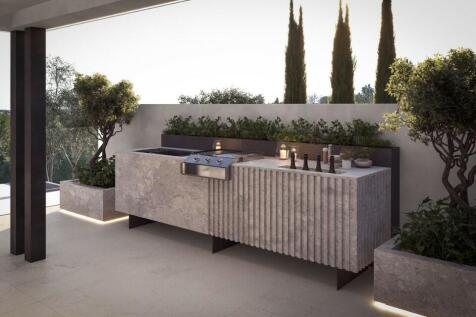 OUTDOOR KITCHEN