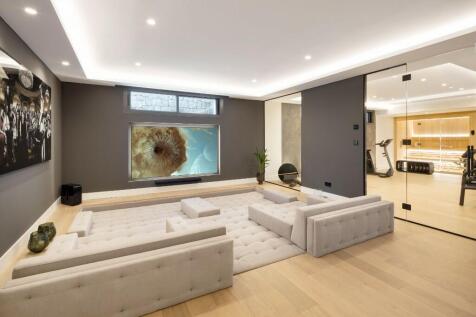 CINEMA ROOM