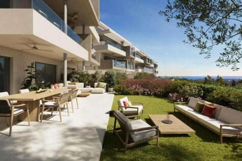 PRIVATE GARDEN