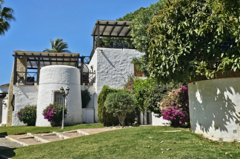 Private gardens