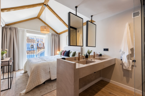 Bedroom suite