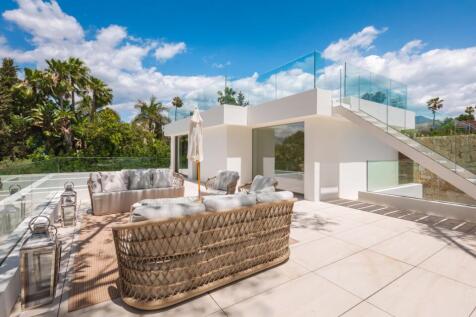 ROOF TERRACE