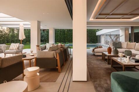 LOUNGE AND TERRACE