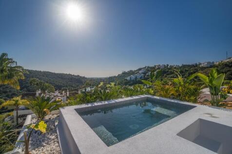 Private pool!