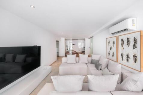 CINEMA ROOM