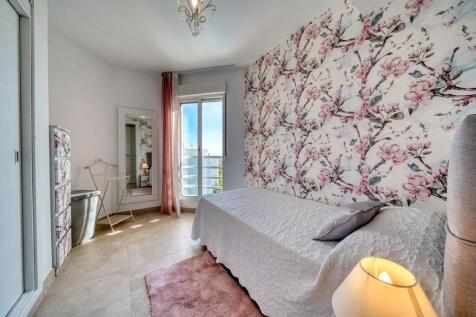 BEDROOMN