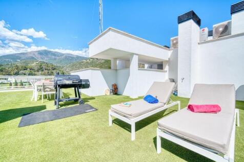 ROOF TERRACE