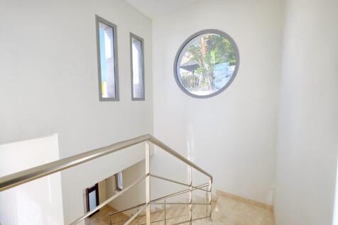 INTERIOR STAIRS