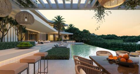 OUTDOOR DINING AREA