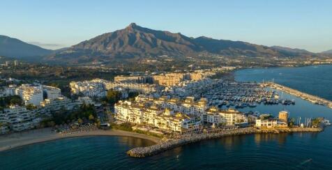 PUERTO BANUS AERIAL