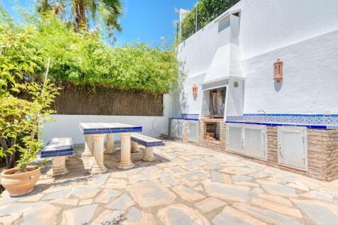 BBQ AREA