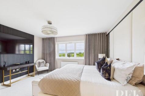 Master Bedroom 1