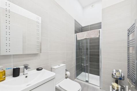 Ensuite Shower Room