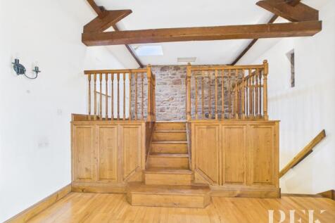 Swinburn Barn - Living Room