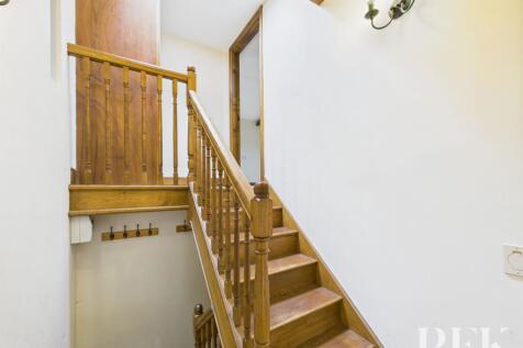 Swinburn Barn - Inner Hallway 2