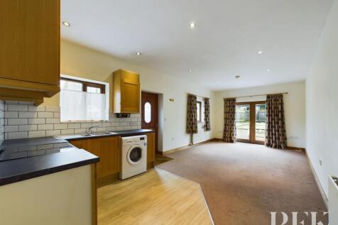 Open Plan Kitchen/Living/Dining Area