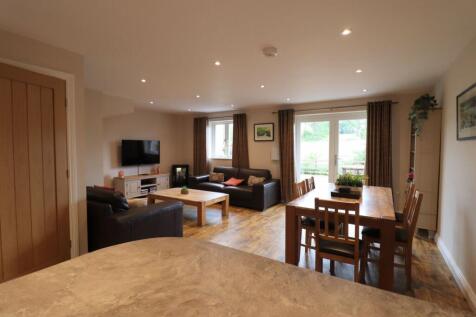 Open plan kitchen/living/dining