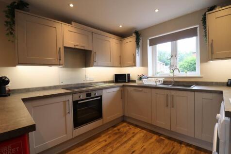 Open plan kitchen/living/dining